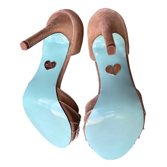 Blue by Betsey Johnson Rhinestone Bowtie Champagne Stiletto Heels size 9 - Picture 12 of 15